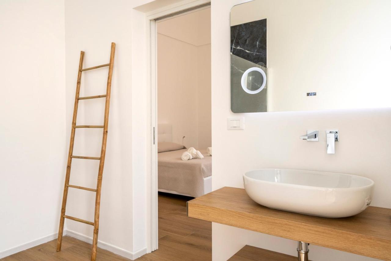 Casa Del Barone - Luxury Suites Monopoli Eksteriør bilde