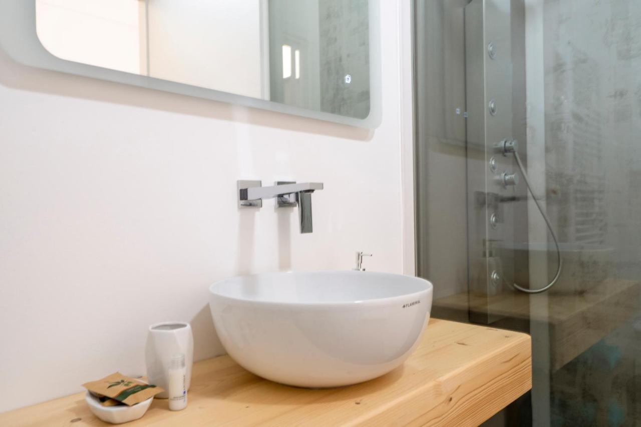 Casa Del Barone - Luxury Suites Monopoli Eksteriør bilde